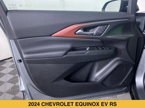 Certified 2024 Chevrolet Equinox EV RS FWD image 19