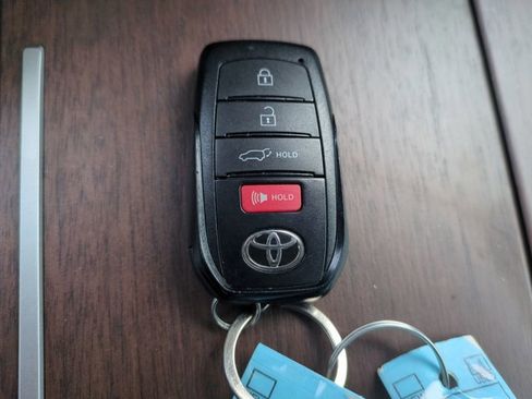 Used 2024 Toyota Sequoia Capstone image 29