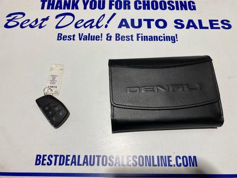 Used 2022 GMC Yukon XL Denali image 34