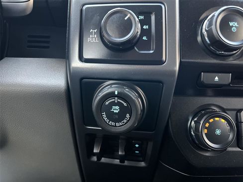 Used 2018 Ford F150 XLT w/ XTR Package image 21