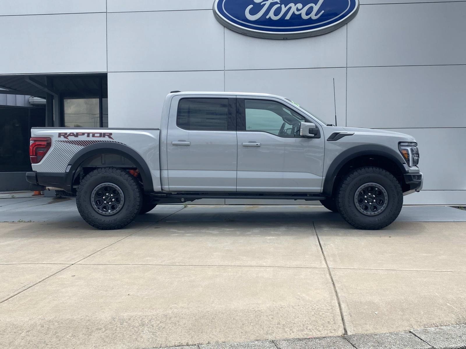 New 2026 Ford F150 Raptor AWD/4WD image 2
