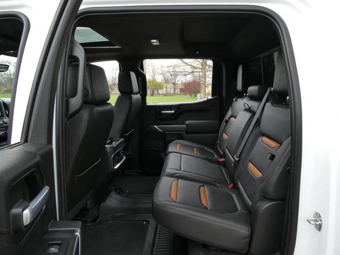 Used 2021 GMC Sierra 1500 AT4 w/ Technology Package AWD/4WD image 34
