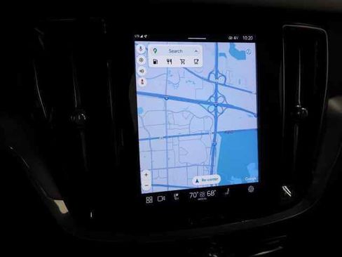 Used 2023 Volvo S60 B5 Plus w/ Climate Package image 23