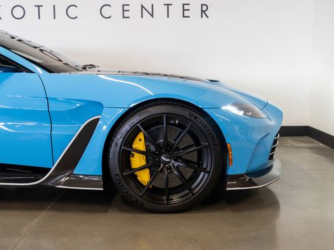 Used 2023 Aston Martin V12 Vantage RWD image 20