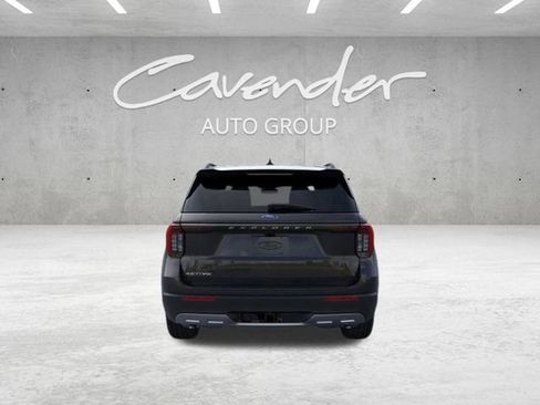 New 2026 Ford Explorer Active w/ Active Comfort Package image 5