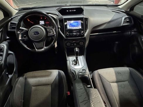 Used 2019 Subaru Crosstrek 2.0i Premium image 11