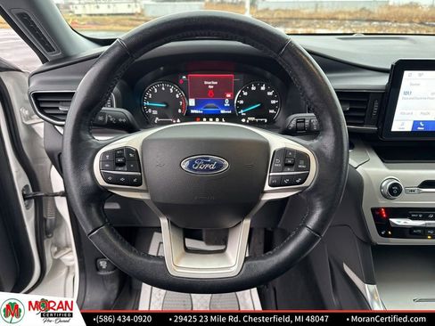 Used 2022 Ford Explorer XLT w/ Equipment Group 202A image 16