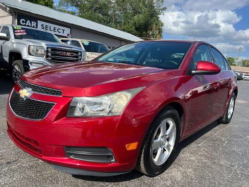 Used 2012 Chevrolet Cruze LT FWD image 2