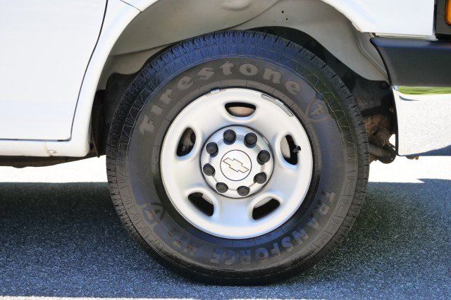 Used 2021 Chevrolet Express 2500 w/ Driver Convenience Package RWD image 30