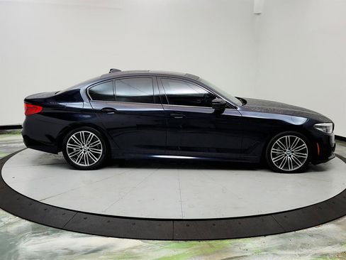 Used 2019 BMW 530i 530i w/ M Sport Package image 4