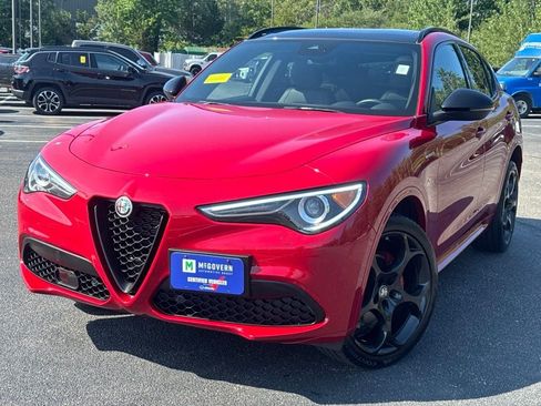 Used 2023 Alfa Romeo Stelvio Veloce AWD/4WD image 1