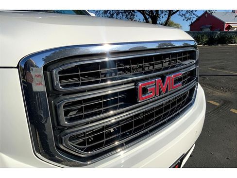 Used 2020 GMC Yukon SLT AWD/4WD image 33