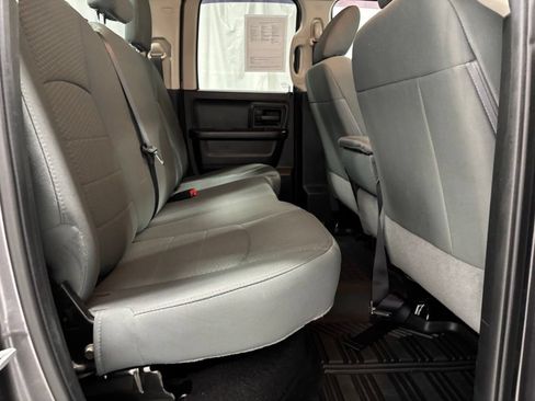 Used 2018 RAM 1500 Express AWD/4WD image 43