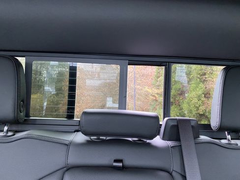 Used 2024 GMC Sierra 2500 Denali w/ Denali Reserve Package image 37