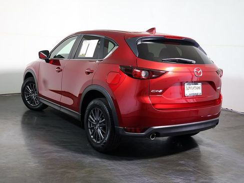 Used 2019 MAZDA CX-5 Touring FWD image 2