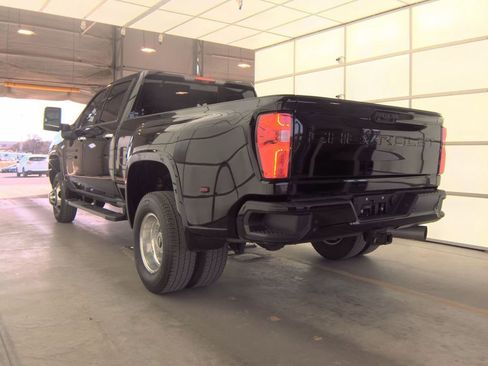 Used 2021 Chevrolet Silverado 3500 High Country image 5