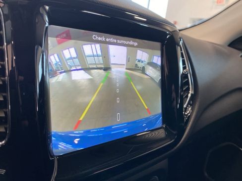 Used 2019 Jeep Compass Limited image 25