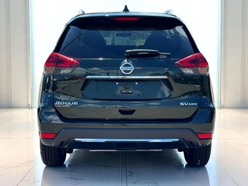 Used 2018 Nissan Rogue SV image 7