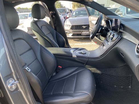 Used 2021 Mercedes-Benz C 300 Sedan w/ AMG Line image 18