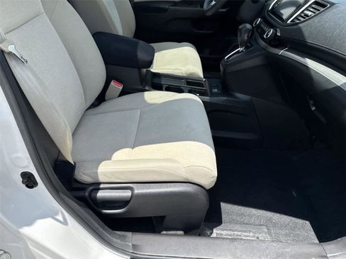 Used 2016 Honda CR-V EX image 18