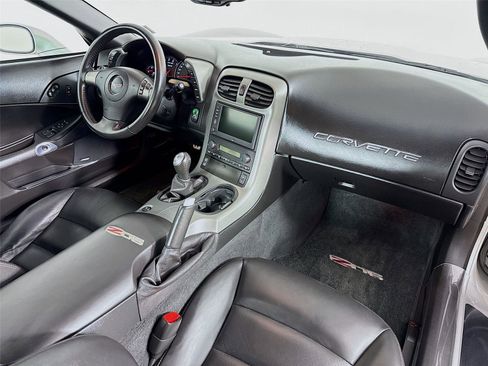 Used 2007 Chevrolet Corvette Z06 w/ Preferred Equipment Group image 25