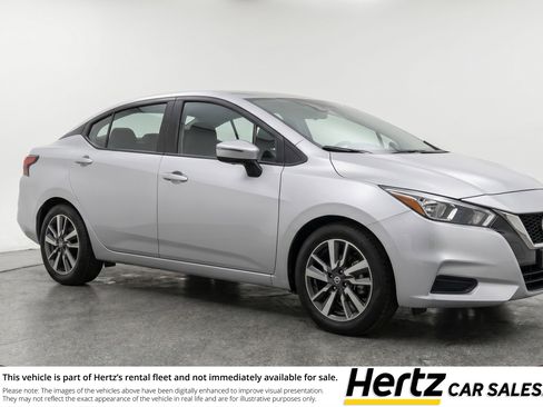 Used 2025 Nissan Versa SV image 1