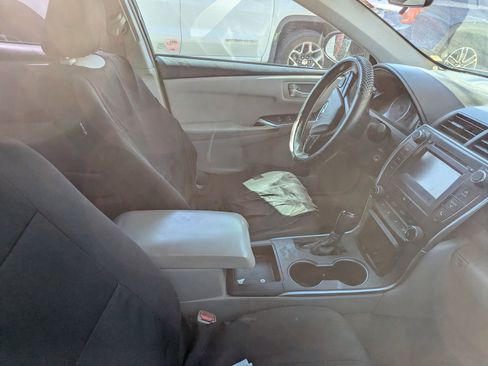 Used 2017 Toyota Camry LE image 6