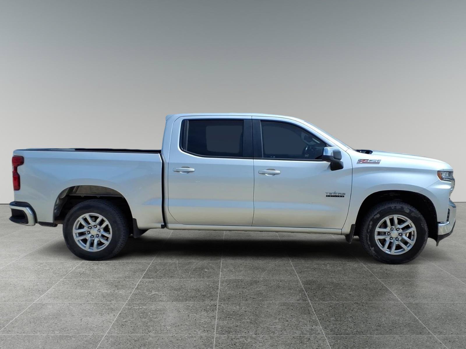 Used 2020 Chevrolet Silverado 1500 LT w/ Texas Edition AWD/4WD image 7