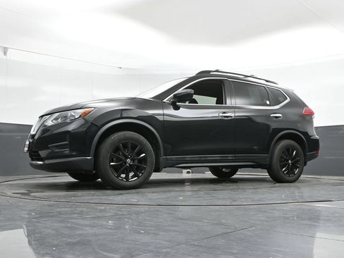Used 2017 Nissan Rogue SV w/ Midnight Edition AWD/4WD image 32