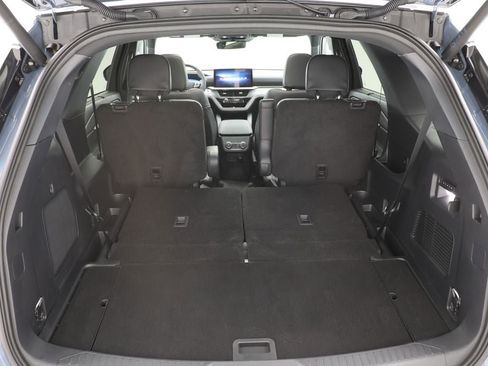 Used 2025 Ford Explorer ST-Line w/ Premium Package image 22