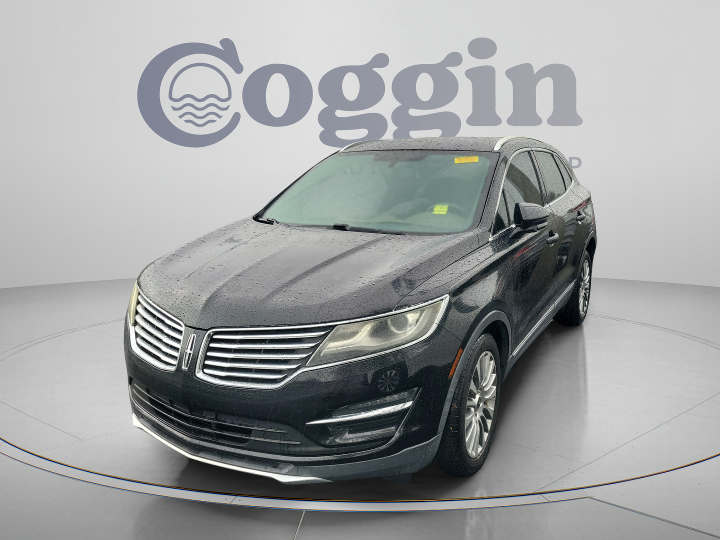 Used 2015 Lincoln MKC FWD w/ Equipment Group 102A Reserve image 2
