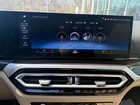 Certified 2024 BMW 330i xDrive Sedan w/ Convenience Package AWD/4WD image 15