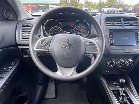 Used 2024 Mitsubishi Outlander Sport ES AWD/4WD image 5
