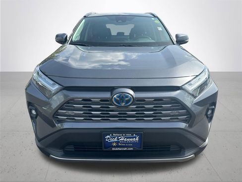 Used 2022 Toyota RAV4 Limited image 3