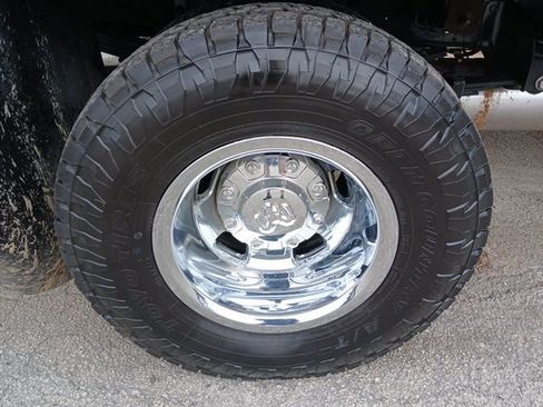 Used 2021 RAM 3500 Tradesman w/ Chrome Appearance Group image 54