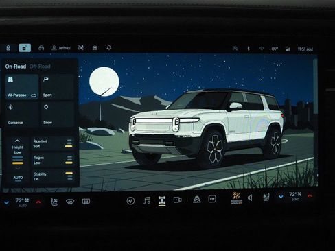 Used 2024 Rivian R1S AWD Adventure image 46