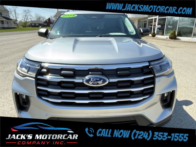 Used 2025 Ford Explorer Active w/ Active Comfort Package AWD/4WD image 15
