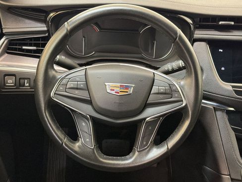 Used 2021 Cadillac XT5 Luxury FWD image 16
