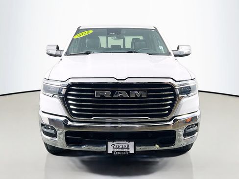 Used 2025 RAM 1500 Laramie AWD/4WD image 2
