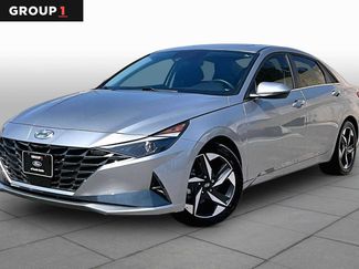 Used 2022 Hyundai Elantra SEL w/ Convenience + Premium Package FWD video 1