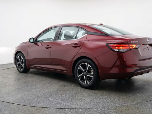 Used 2025 Nissan Sentra SV FWD image 6