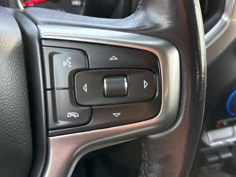 Used 2020 Chevrolet Silverado 1500 LT w/ Convenience Package image 19