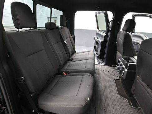 Used 2018 Ford F150 XLT w/ Equipment Group 302A Luxury AWD/4WD image 45