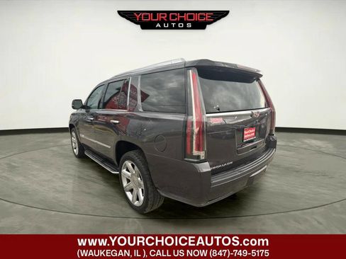 Used 2018 Cadillac Escalade Luxury AWD/4WD image 3