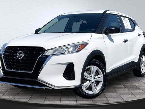 Certified 2024 Nissan Kicks S FWD image 13