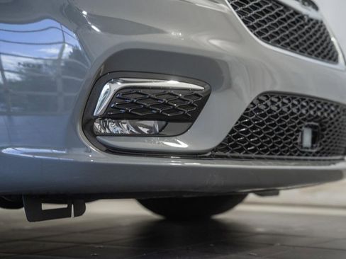 Used 2025 Chrysler Pacifica Select FWD image 15