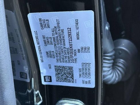 New 2026 GMC Canyon AT4X w/ Off-Road Front Bumper Package AWD/4WD image 22