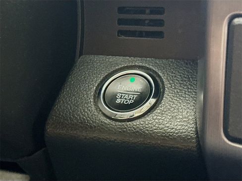 Used 2020 Ford Expedition Platinum image 27