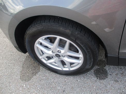 Used 2024 Ford Edge SEL AWD/4WD image 24