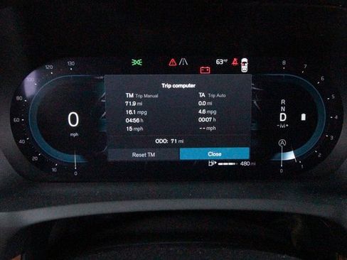 Certified 2025 Volvo XC90 B6 Plus w/ Protection Package Premier image 17